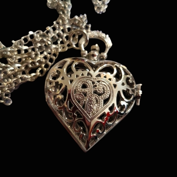 NEW Heart Shape Silver Color Pocket Watch - Picture 11 of 11